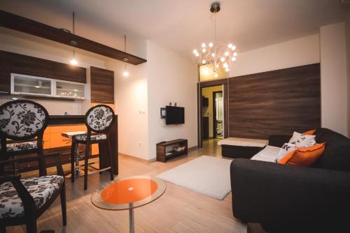 Komforan Apartment Ilunion I Vrnjacka Banja blizu Mosta ljubavi sa terasom spa centrom i besplatnim privatnim parkingom